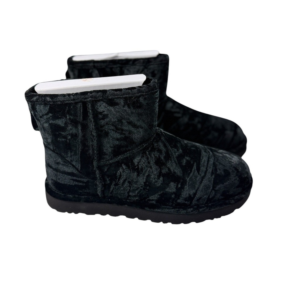UGG Classic Mini Crushed Velvet Black Boots 1090871 Women Size 11 Ankle Boot NEW